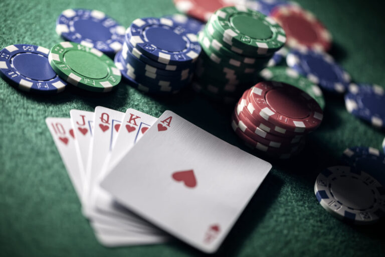 The Art of Negotiation Lessons from the Casino Table